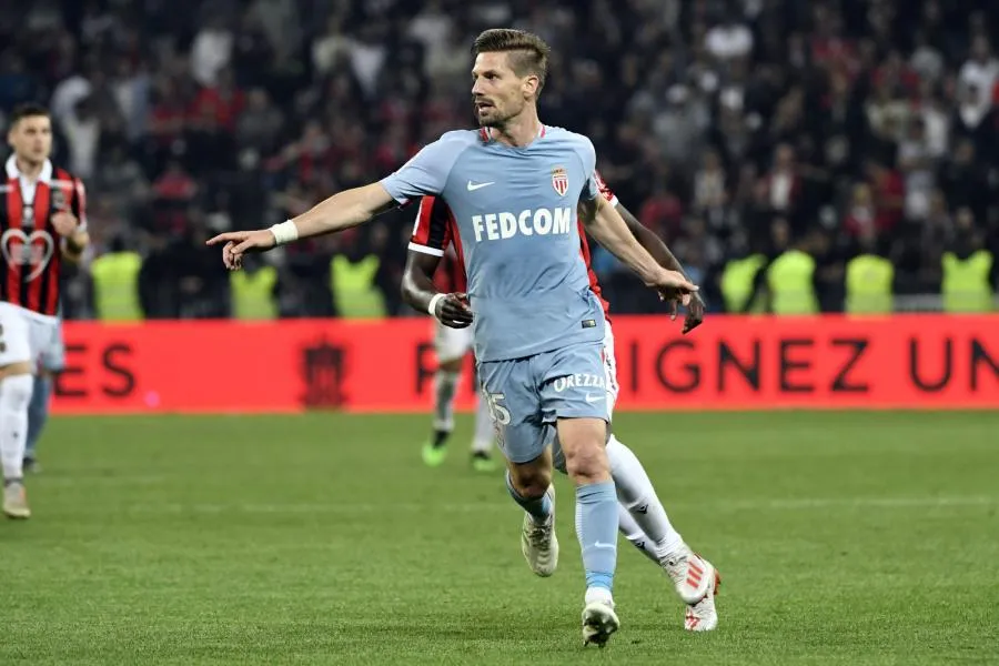 Adrien Silva et Maripán arrivent à Monaco, Kessié dit non