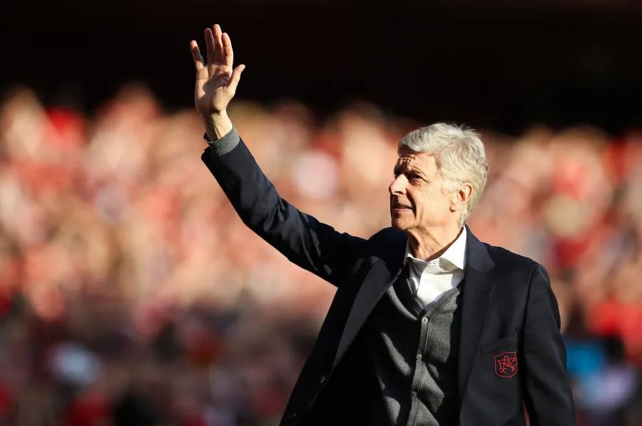 Arsène Wenger sur le banc de Manchester United, seriously ?