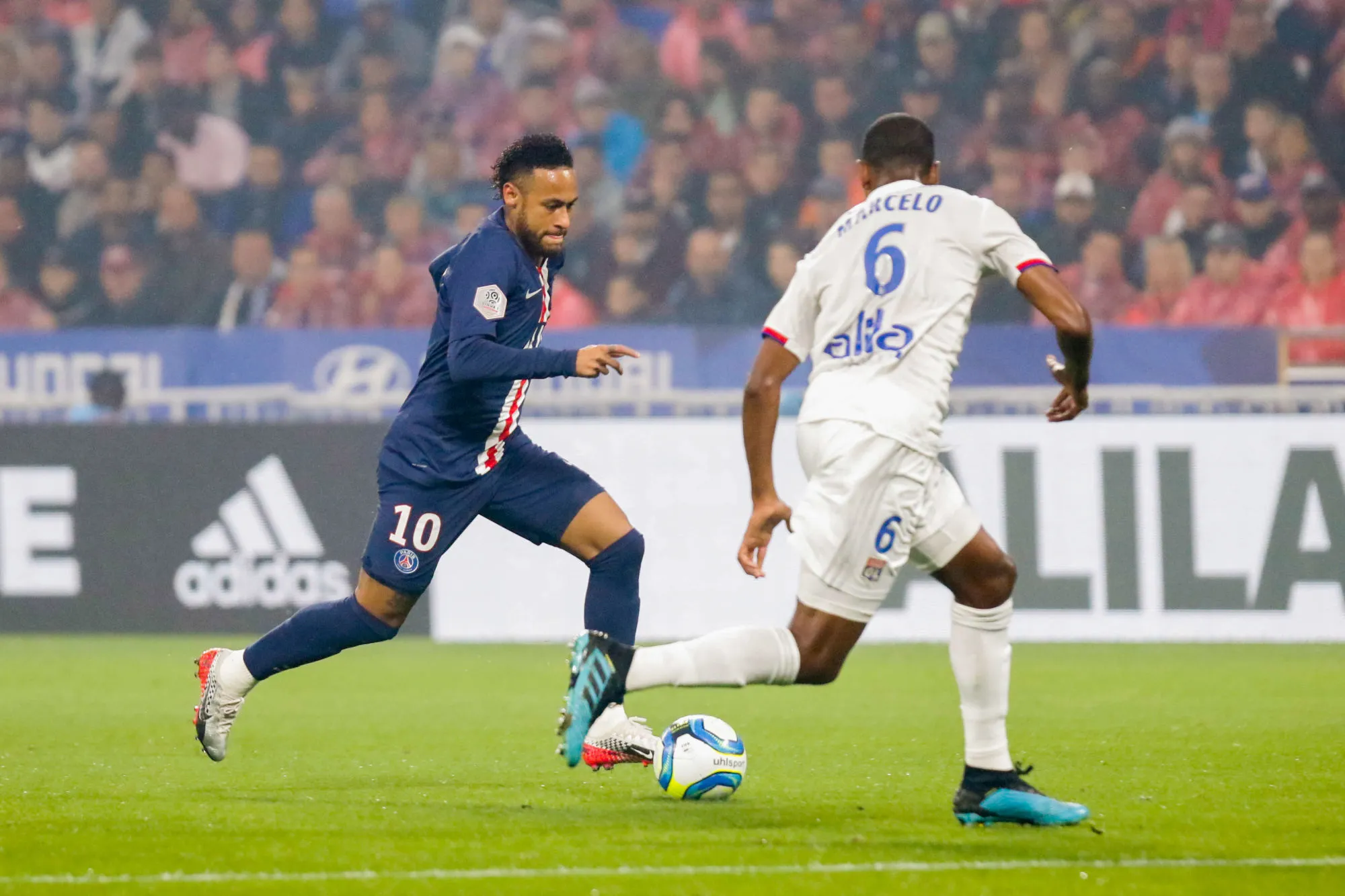 Neymar fait gagner Paris à Lyon