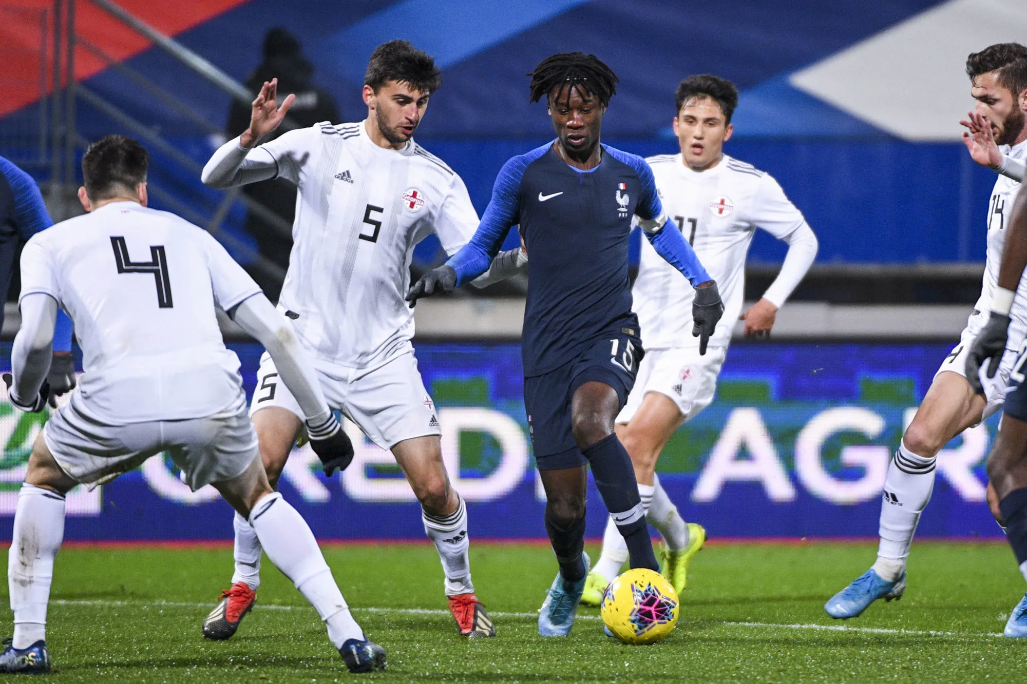 Avec Camavinga titulaire, les Espoirs arrachent la victoire face à la Géorgie