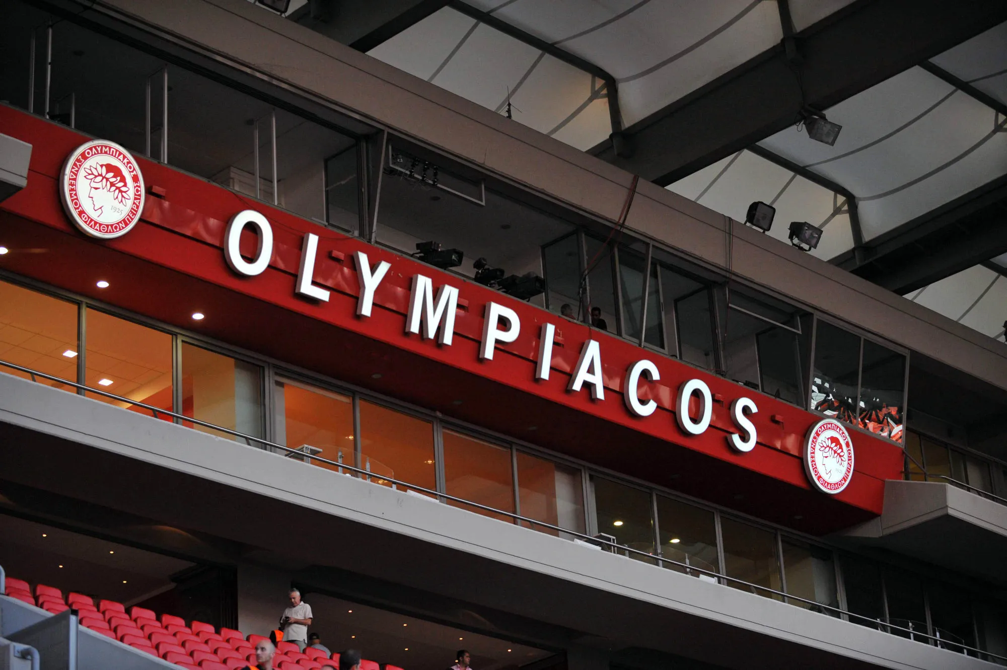 L’Olympiakos écrit au gouvernement et menace de quitter le championnat