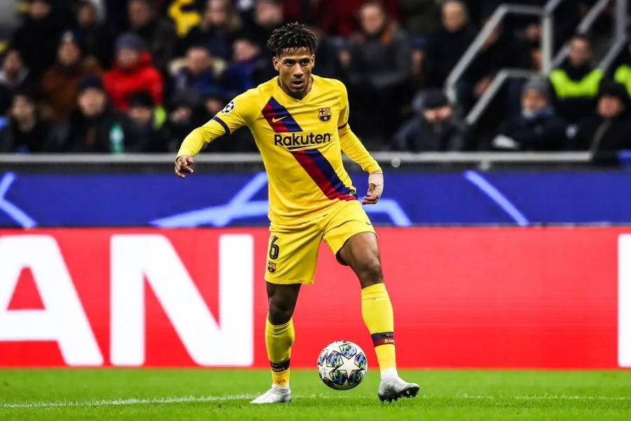 Un accord Barça-Milan pour le prêt de Todibo ?