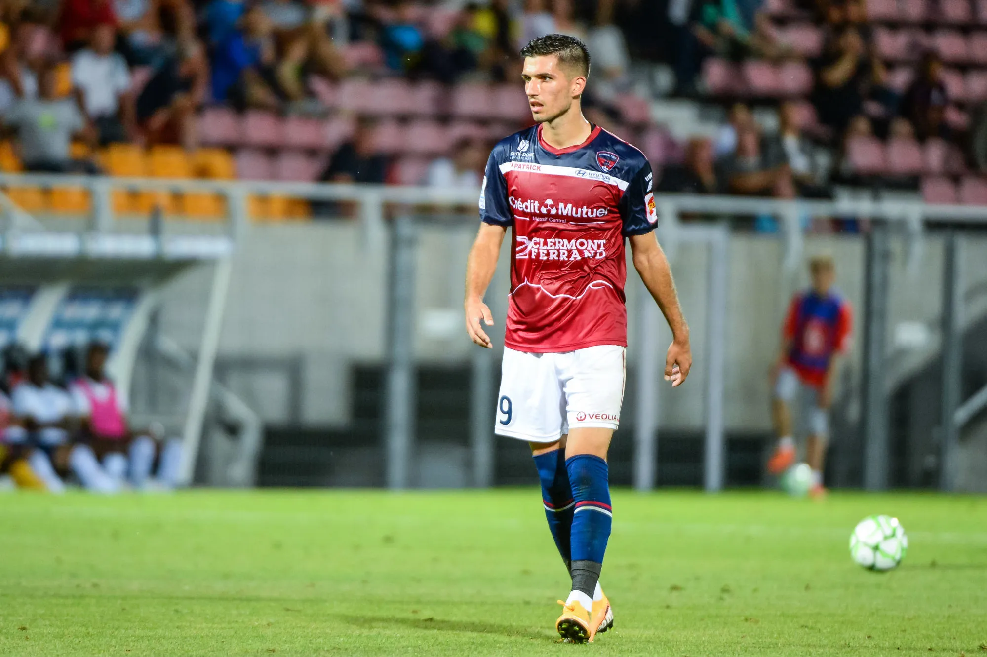 Pronostic Clermont Troyes : Analyse, prono et cotes du match de Ligue 2