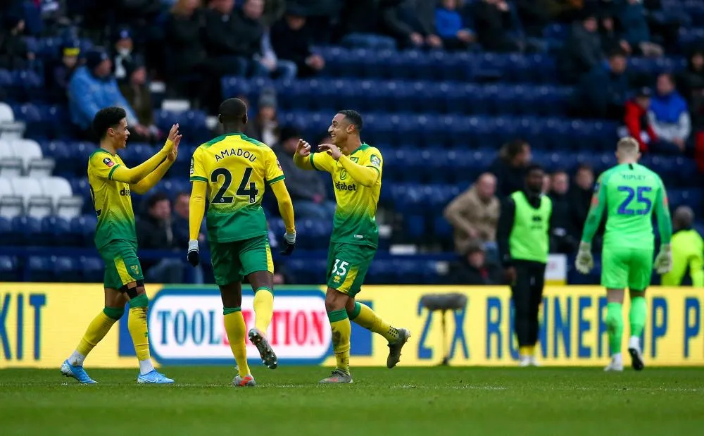 Un fan de Norwich fait un don au club&#8230; de 100£