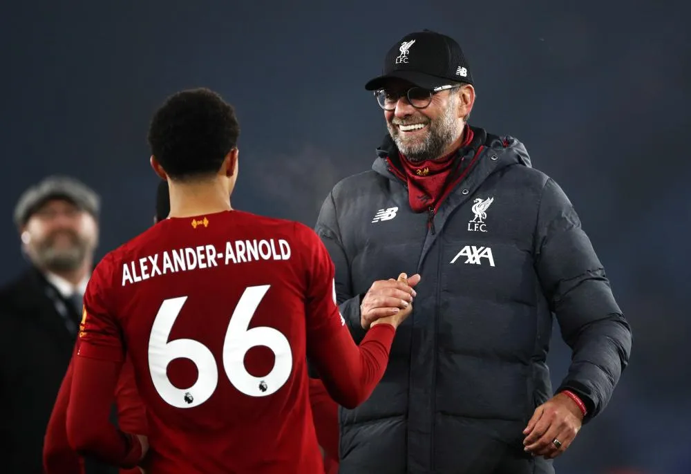 Klopp et Alexander-Arnold sacrés en Premier League