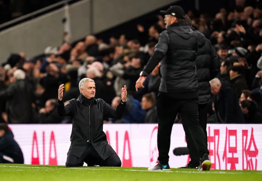 José Mourinho : «<span style="font-size:50%">&nbsp;</span>La VAR était en train de prendre le thé<span style="font-size:50%">&nbsp;</span>»