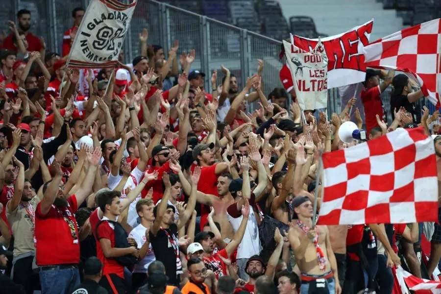 Les supporters nîmois racontent leur déplacement infernal à Marseille