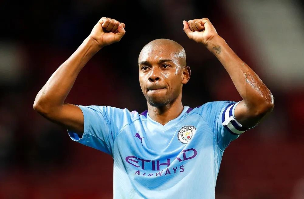 Fernandinho prolonge jusqu&rsquo;en 2021