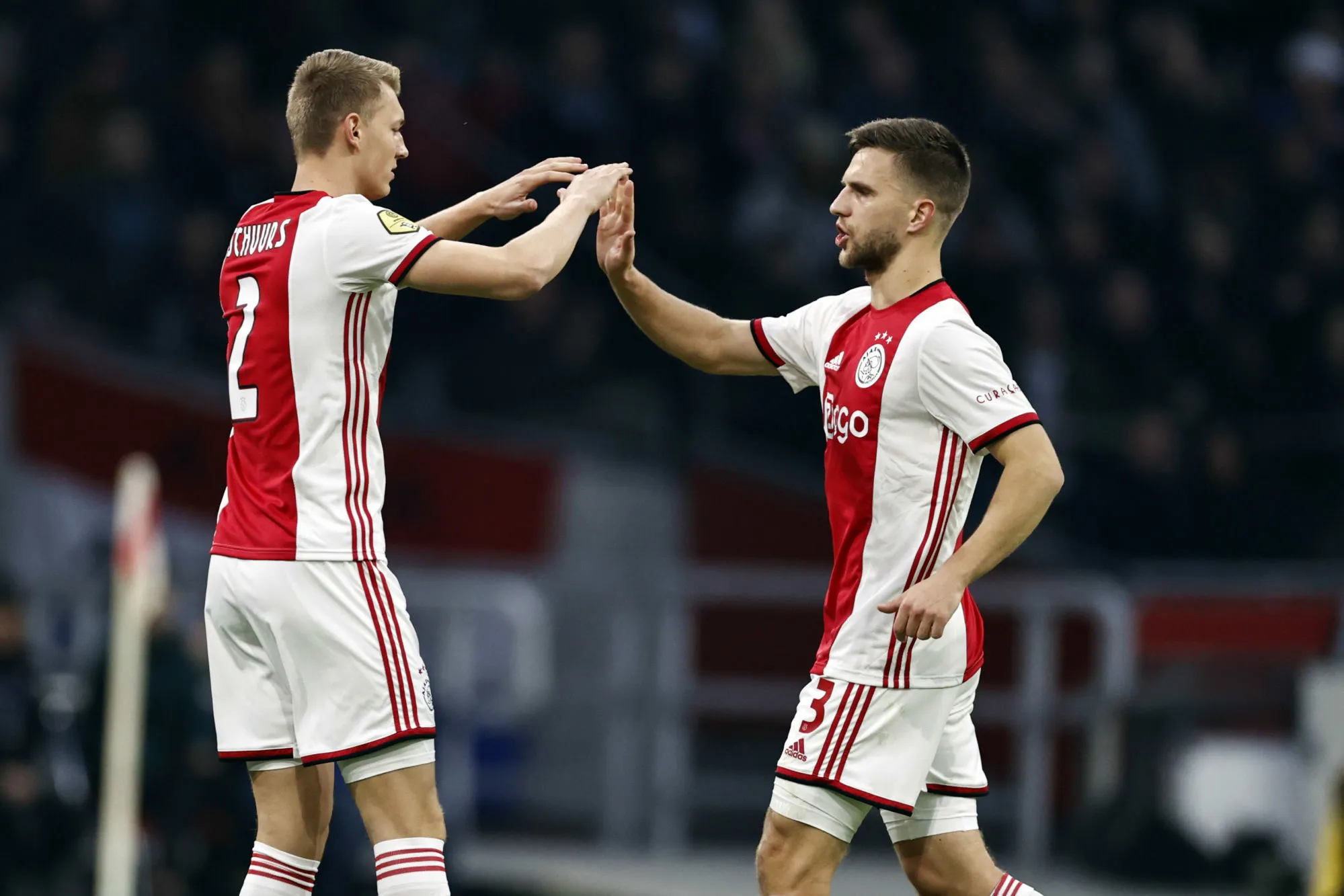 L&rsquo;Ajax Amsterdam bat le PSV Eindhoven sur la plus petite des marges