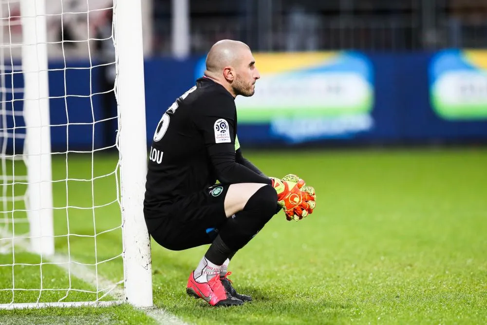 Quand l&rsquo;ASSE retire Ruffier de ses affiches de Coupe de France