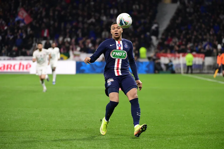 Kylian Mbappé fait éclater l&rsquo;OL