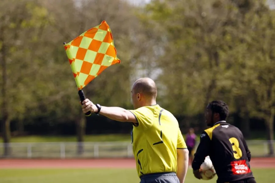 En Aveyron, un appel à la grève des arbitres après une agression