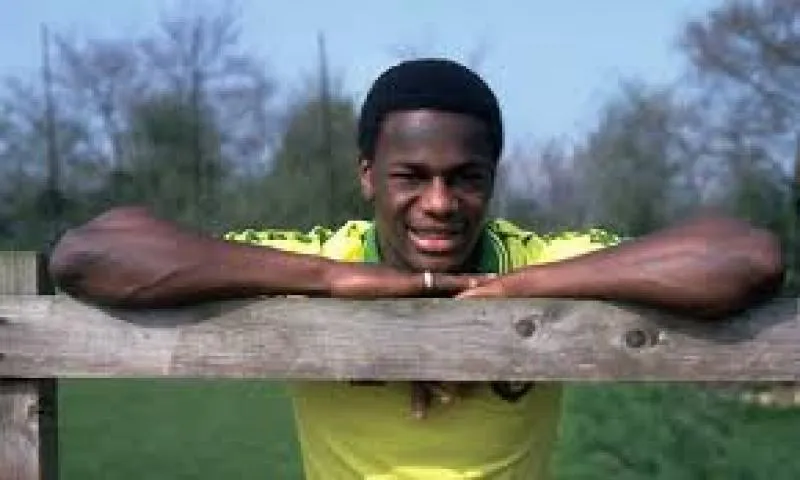 Justin Fashanu, premier footballeur ouvertement gay, entre au Hall of Fame