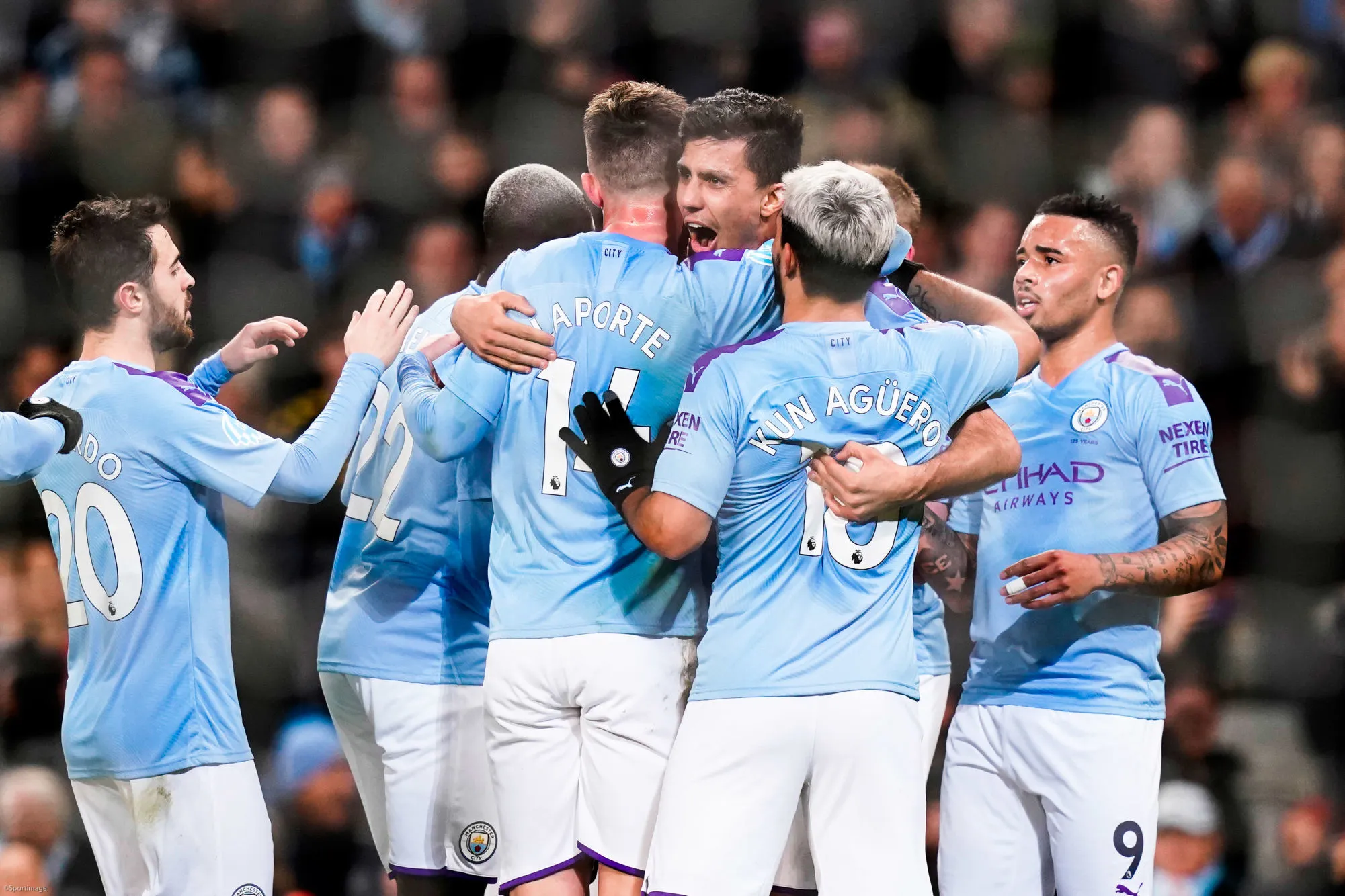 Manchester City l&#8217;emporte facilement contre West Ham