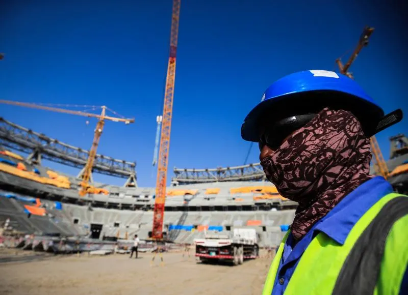 Qatar 2022 : la construction des stades continue