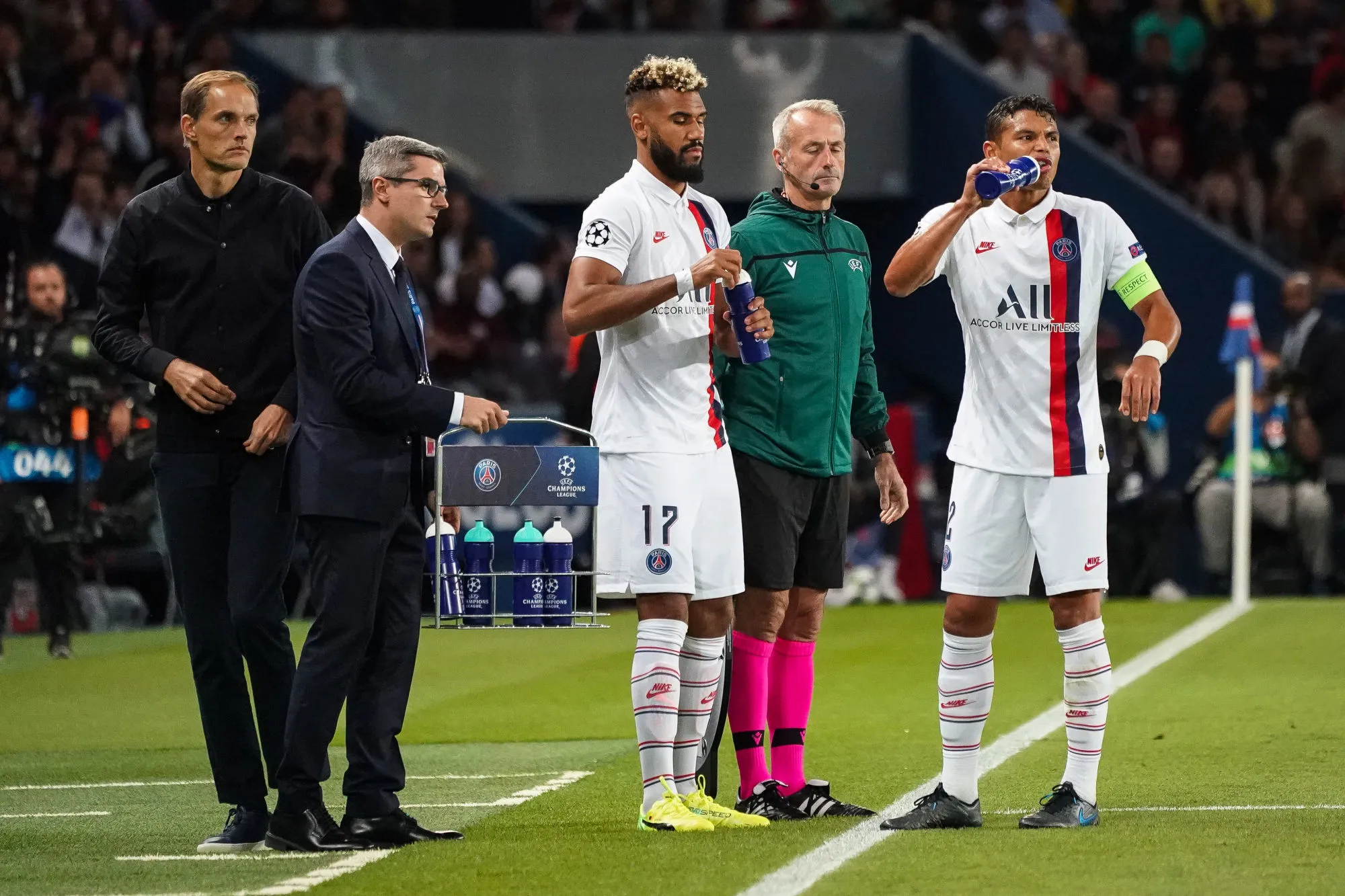 Thiago Silva va bien terminer la saison avec Paris