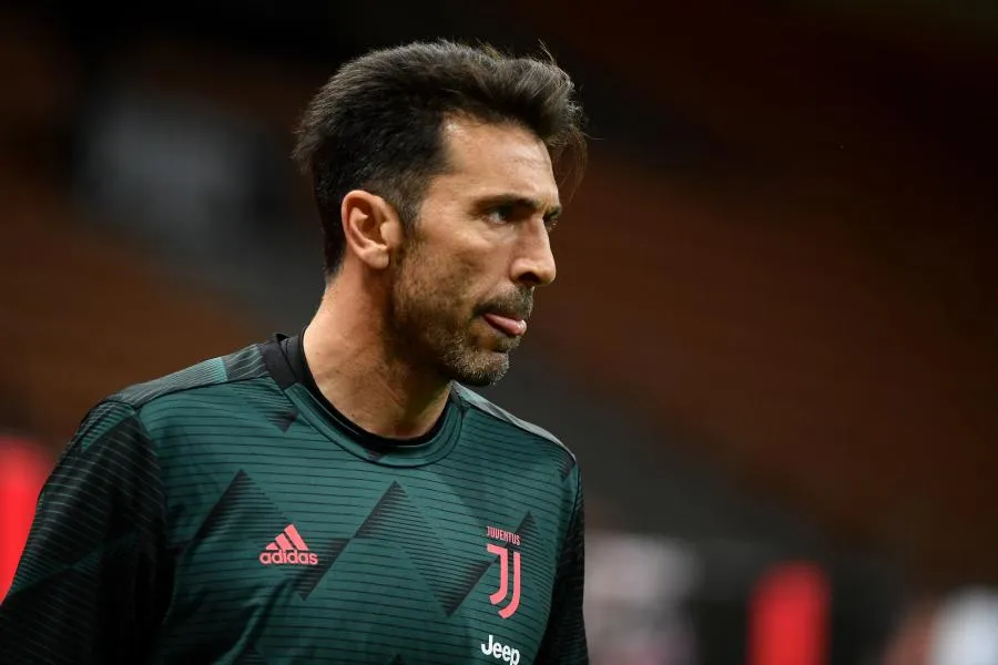 Buffon et Courtois répondent au défi d&rsquo;un gardien de 10 ans