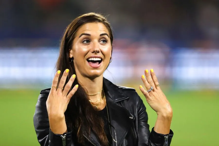 Alex Morgan signe à Tottenham