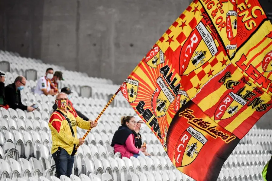 Des supporters lensois s&rsquo;introduisent au centre d&rsquo;entraînement de Lille