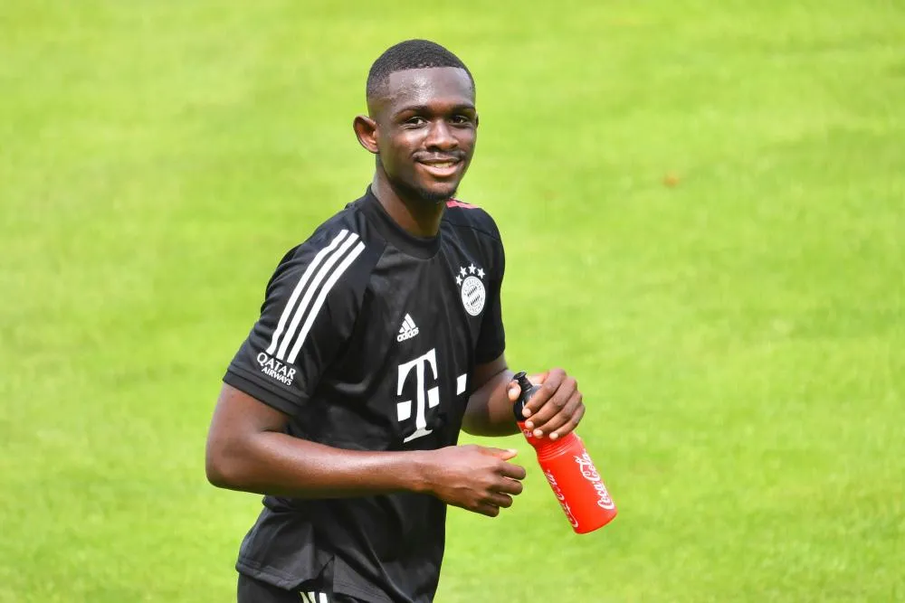 Tanguy Kouassi intègre le groupe du Bayern pour la première fois