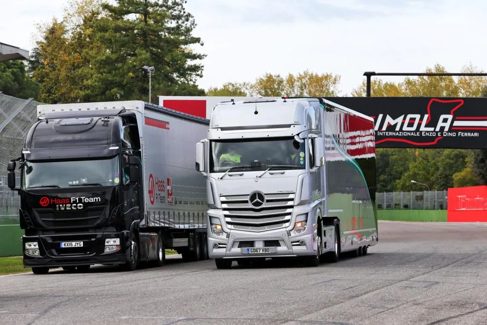 Un camion à l&rsquo;effigie du FC Nantes débarque sur les routes