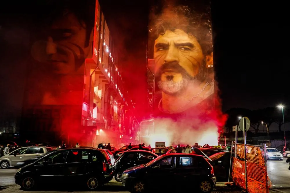 Naples fête Maradona