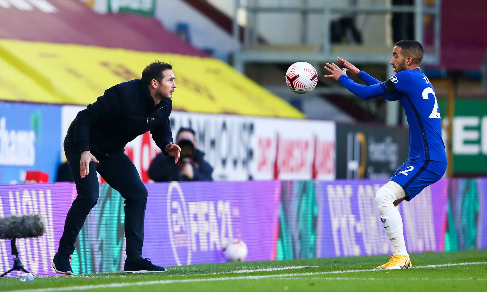 Comment Hakim Ziyech devient indispensable à Chelsea