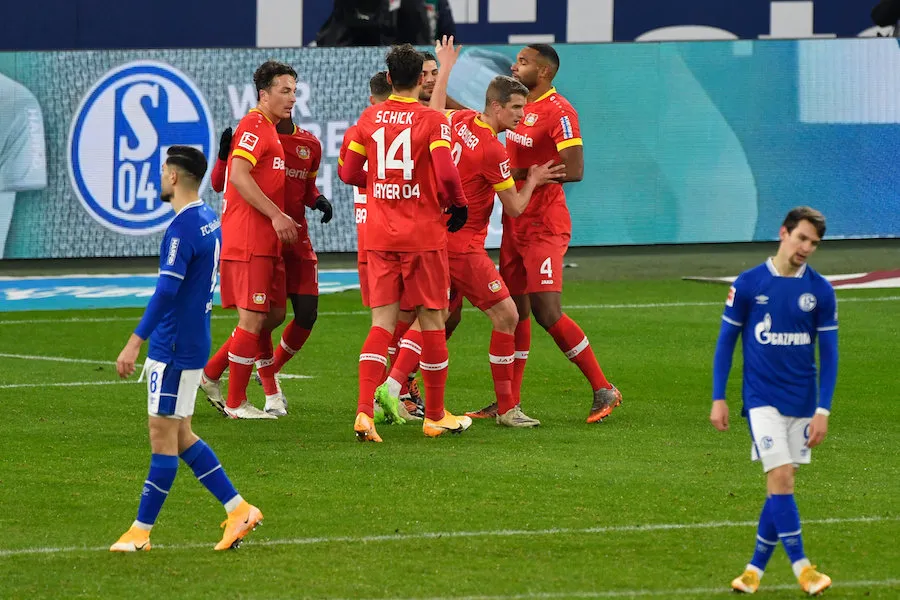 Leverkusen éteint Schalke