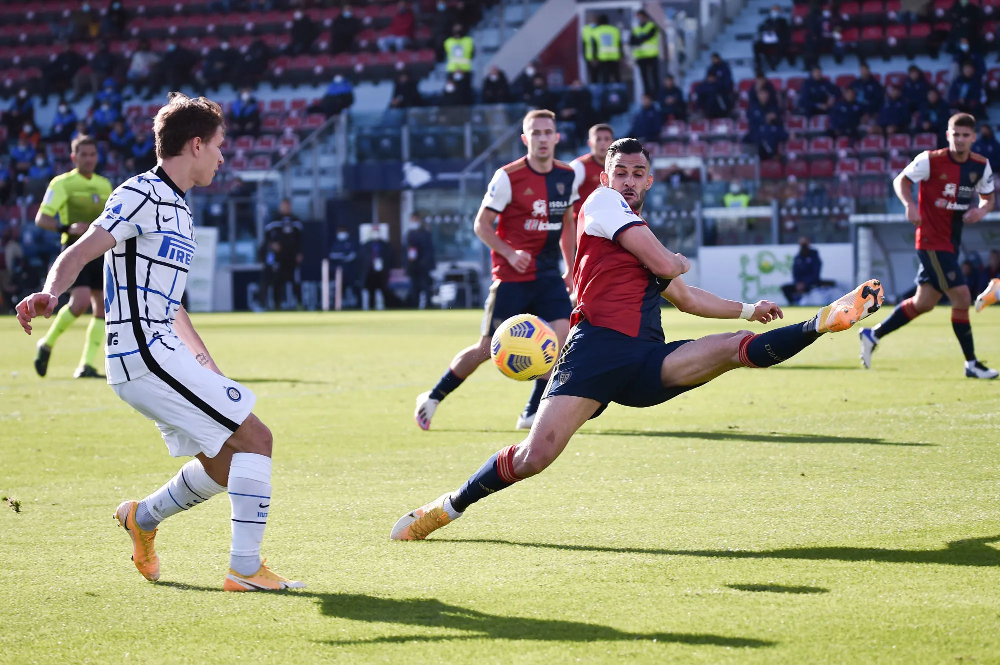 Serie A : mené 1-0 jusqu&rsquo;à la 77e minute, l&rsquo;Inter renverse Cagliari