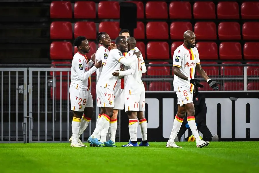 Lens fait capituler Rennes