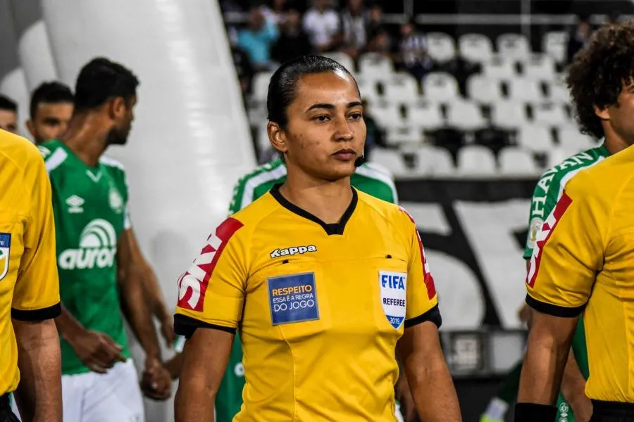 Un trio d&rsquo;arbitres féminin au Mondial des clubs