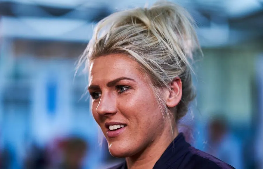 Millie Bright et le modèle Wendie Renard