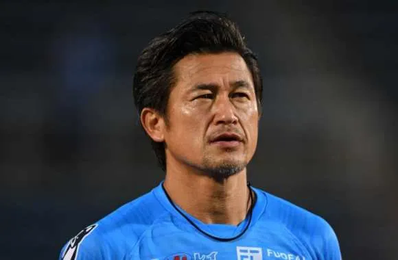 À 53 ans, Kazuyoshi Miura prolonge son contrat avec Yokohama