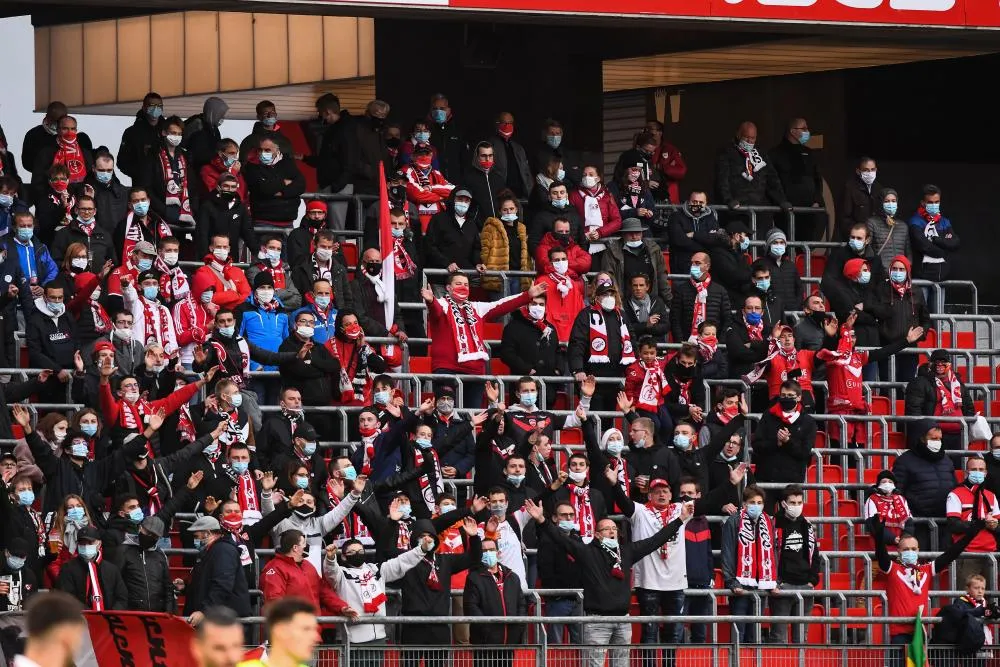 Un actionnaire minoritaire du VAFC insulte les supporters