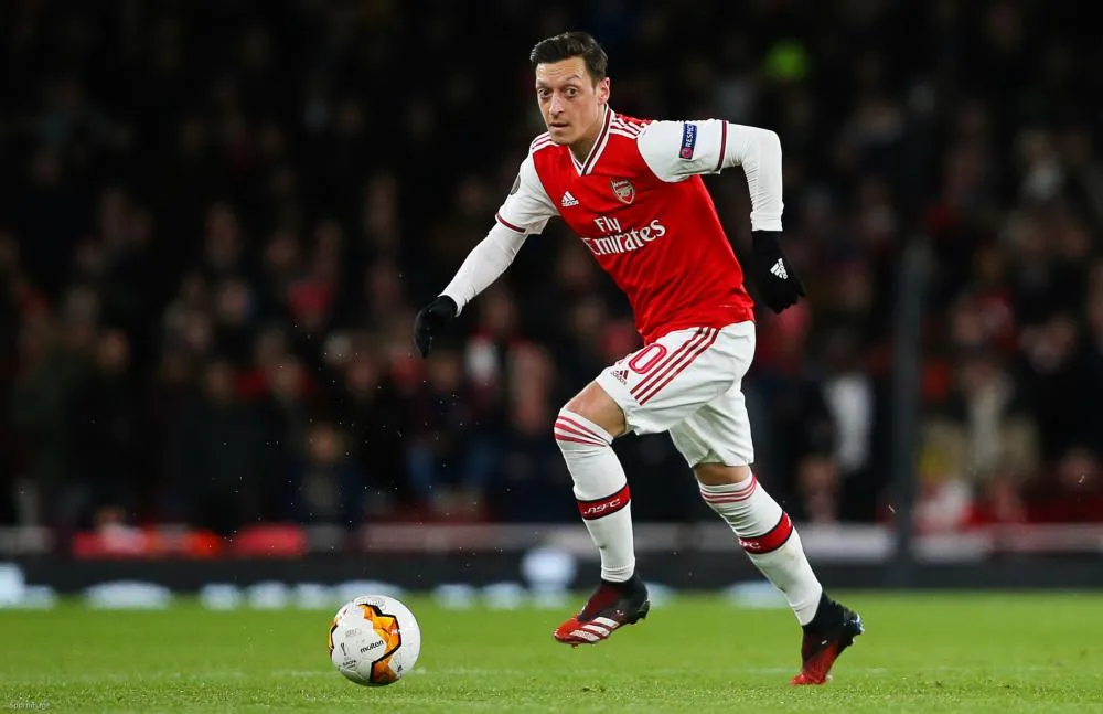 Mesut Özil aimerait jouer en Turquie et aux États-Unis avant de prendre sa retraite