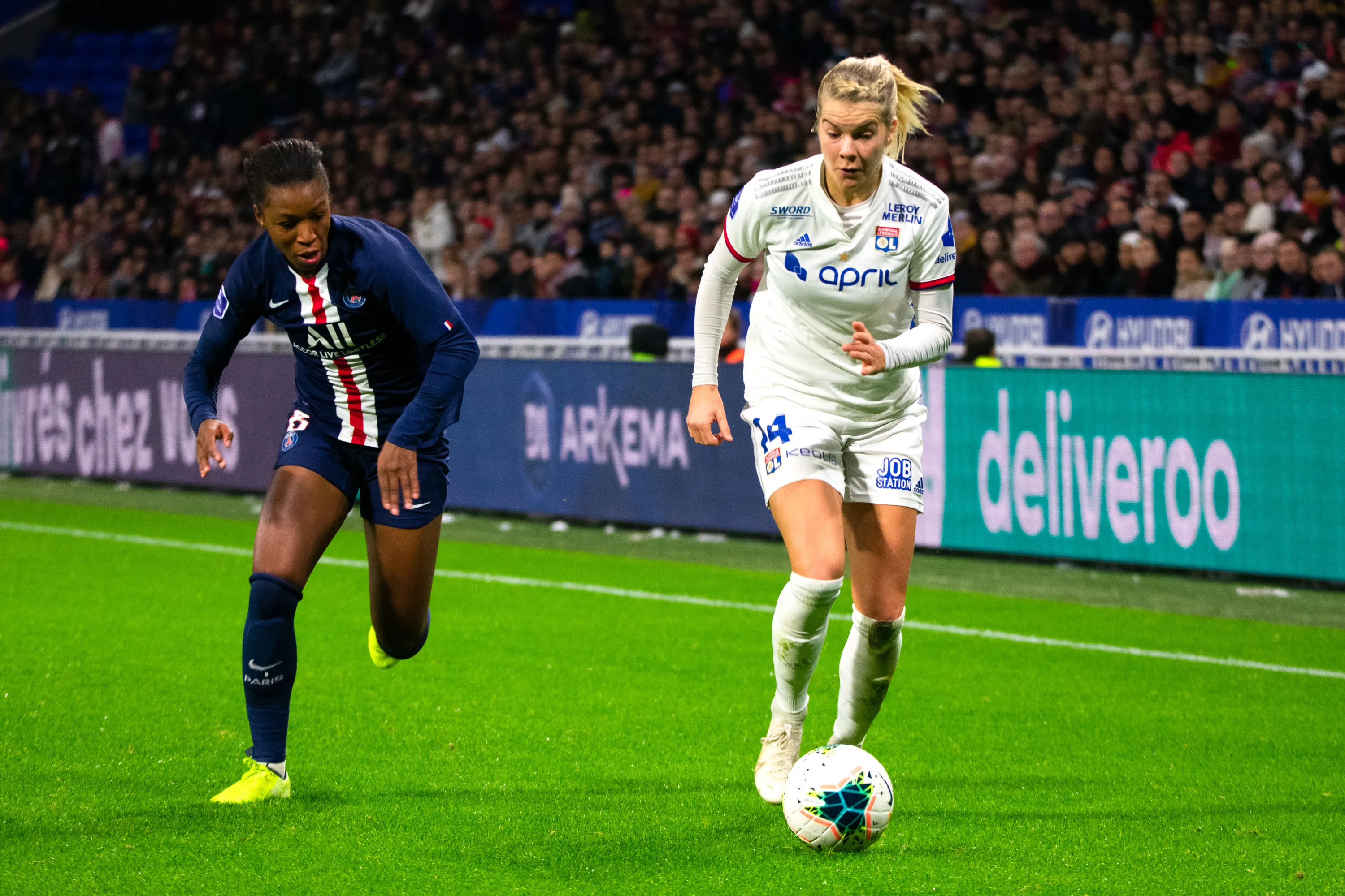 Ada Hegerberg prolonge jusqu&rsquo;en 2024 avec l&rsquo;OL