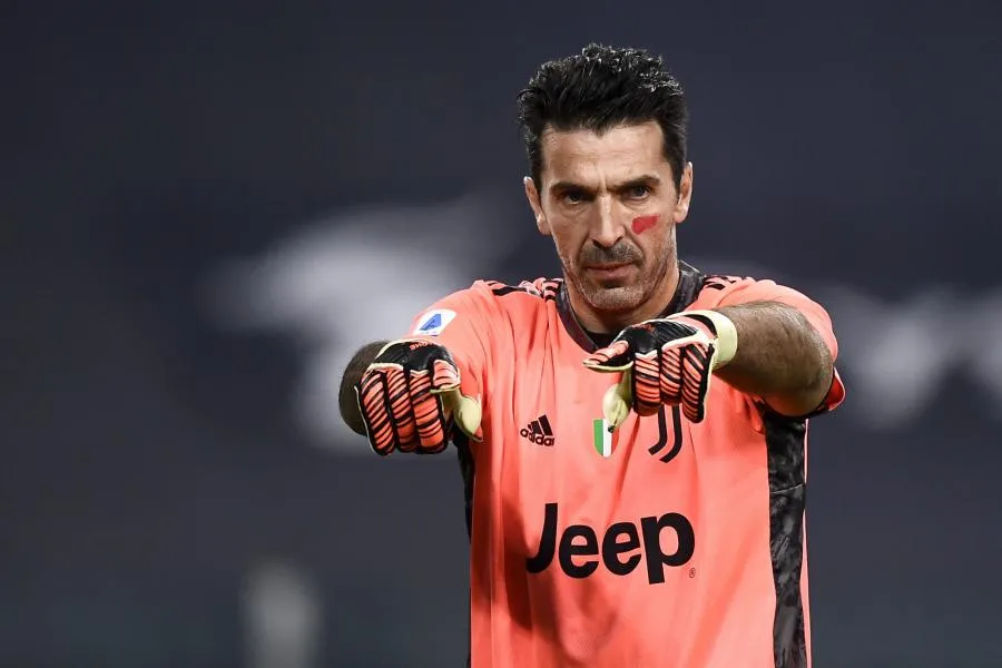 Buffon déclare sa flamme à la Juventus et revient sur son passage au PSG