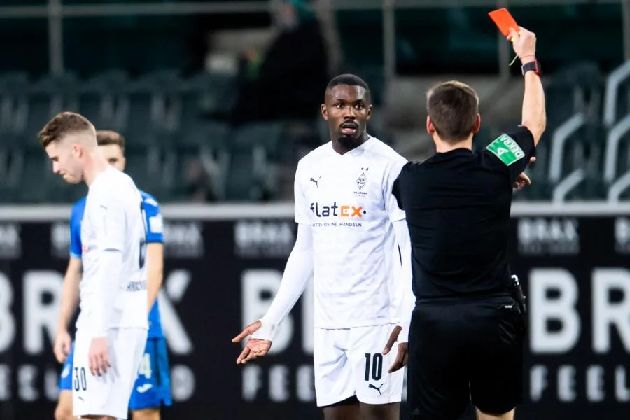 Après son crachat, Marcus Thuram écope d’une amende équivalente à un mois de son salaire