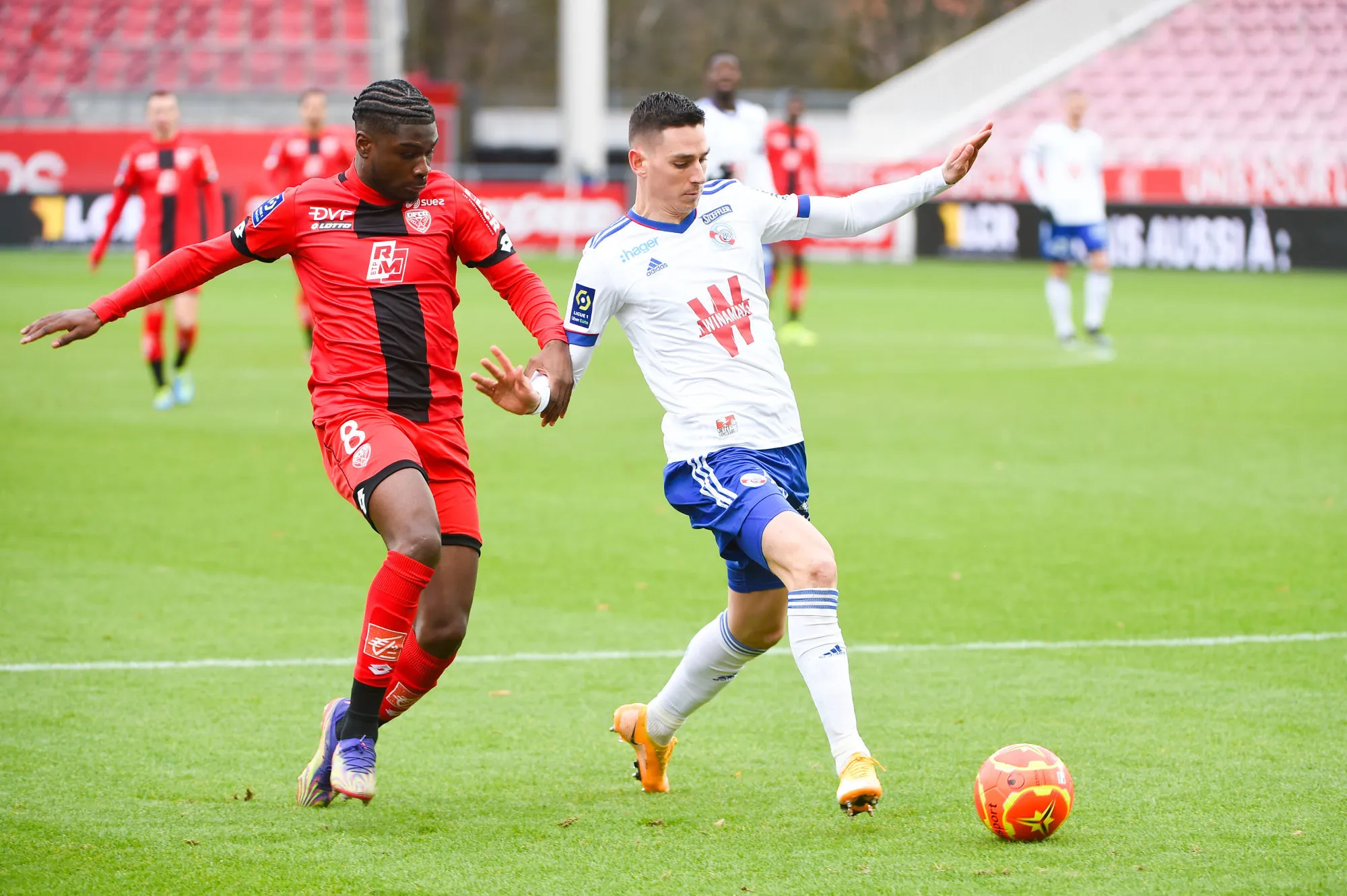 Ligue 1 : Dijon résiste devant Strasbourg, dominateur, mais pas réaliste