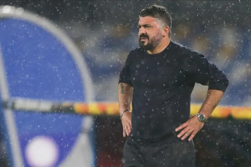 Le Napoli perd la face contre le Hellas