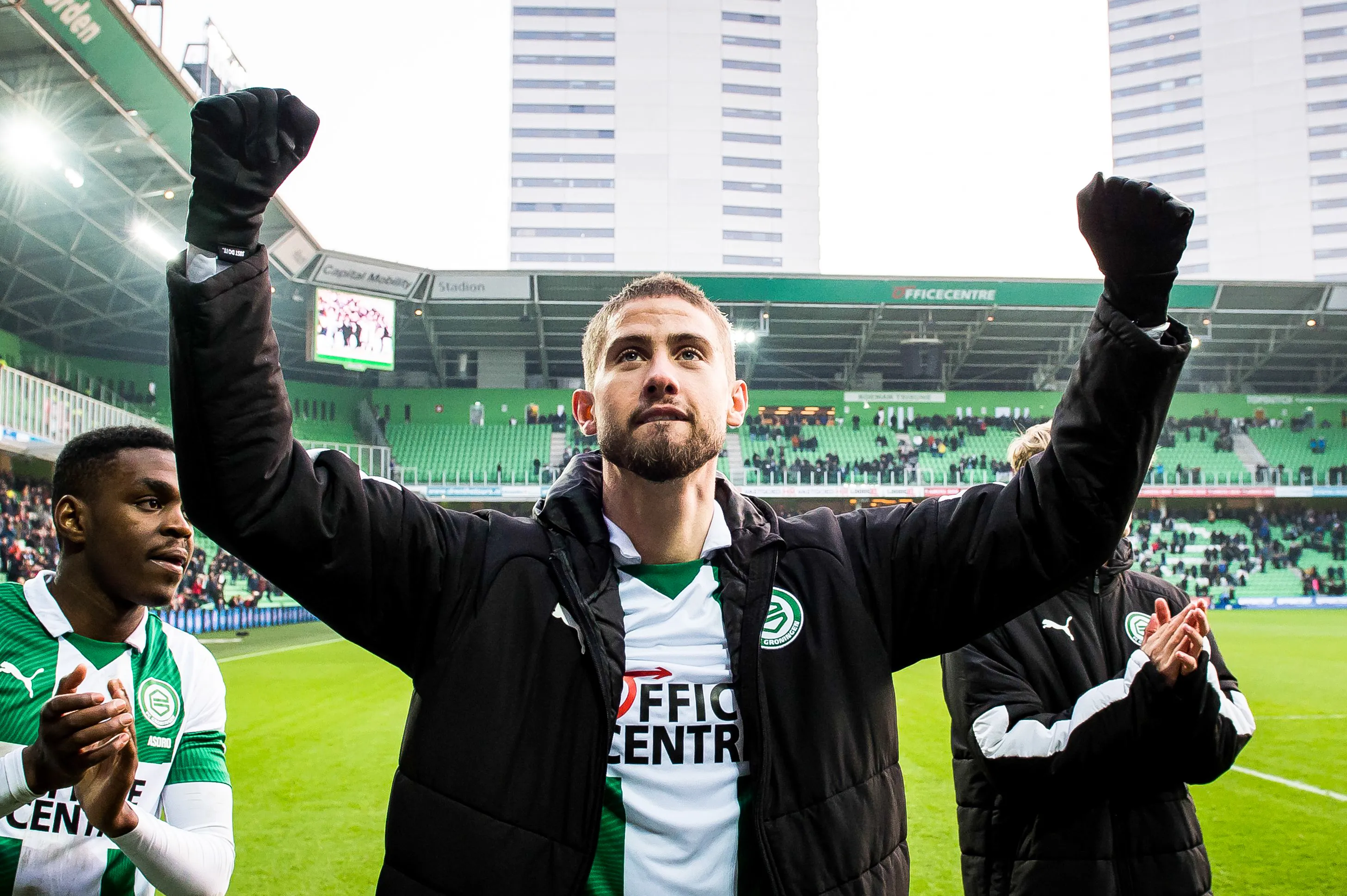 Aux Pays-Bas, un bijou de coup franc direct signé Ramon Pascal Lundqvist