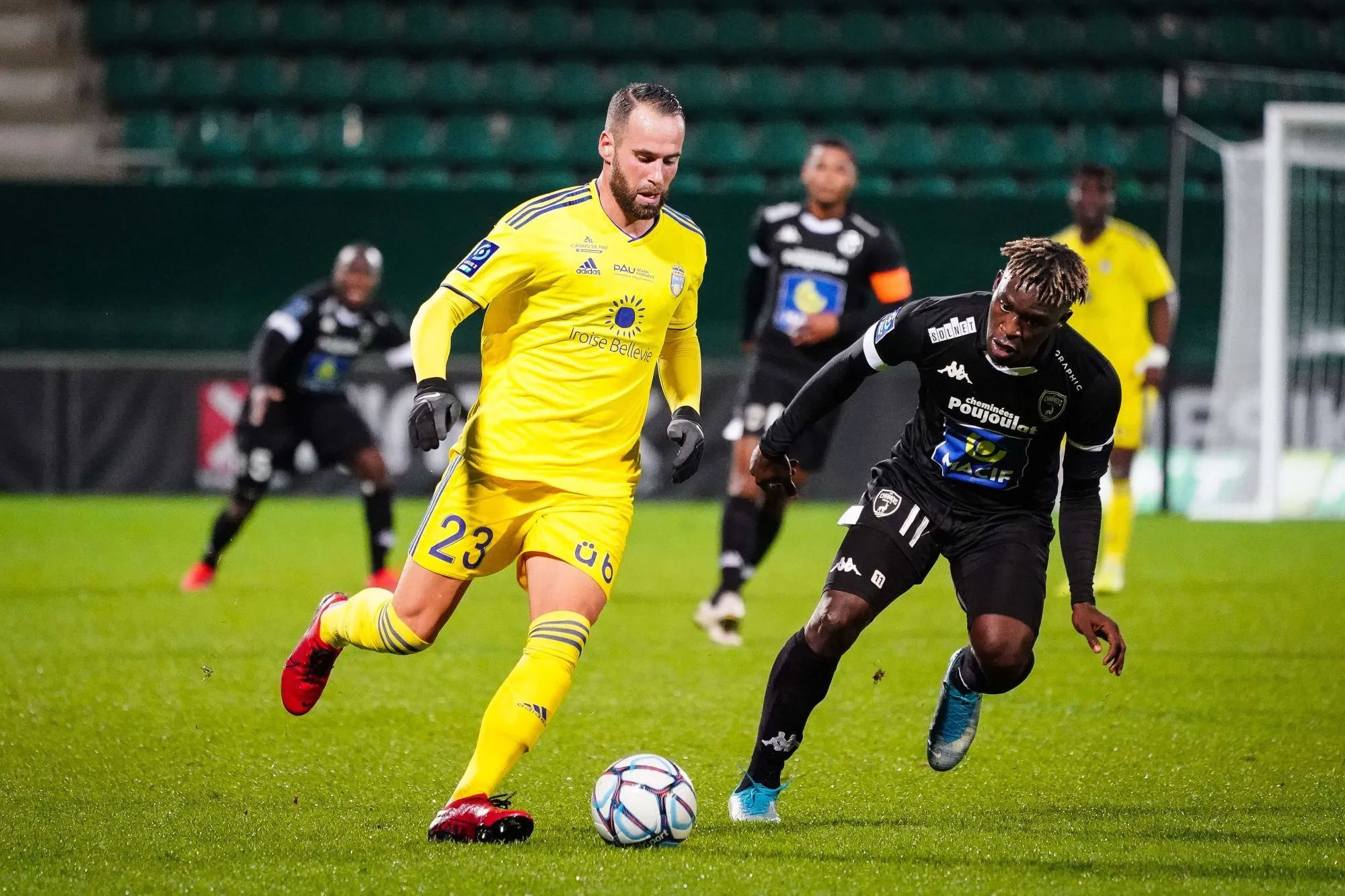 Pronostic Guingamp Pau : Analyse, cotes et prono du match de Ligue 2