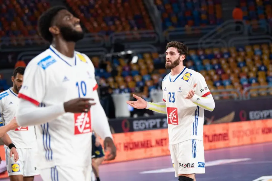 Suivez en direct la demi-finale de handball France-Suède