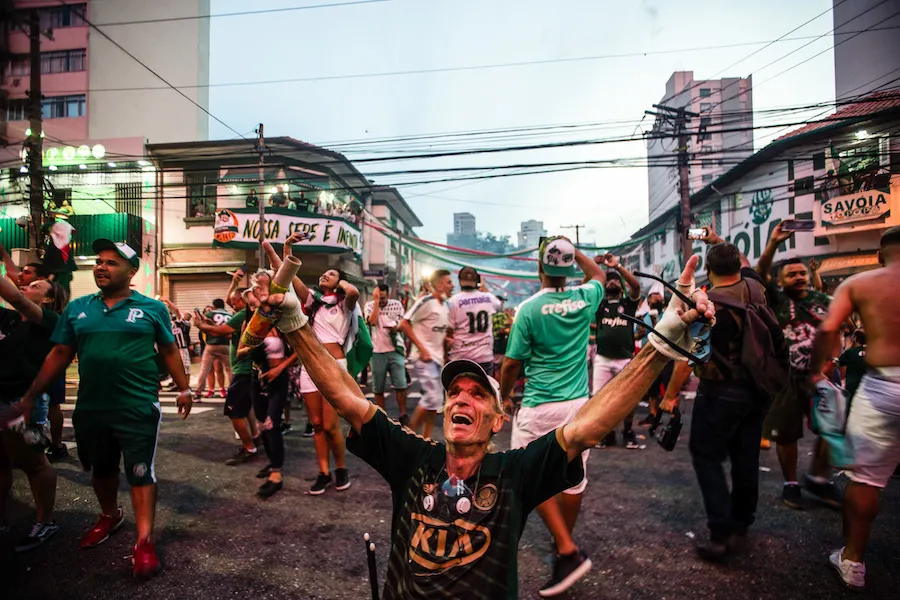 L&rsquo;immense fête des supporters de Palmeiras malgré les restrictions sanitaires