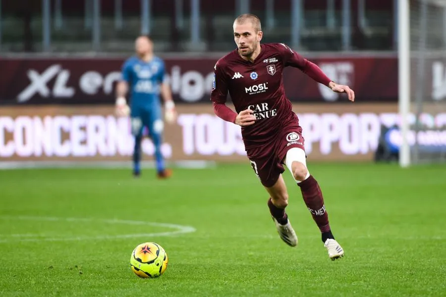 Adrien Thomasson et Strasbourg rétrécissent le FC Metz