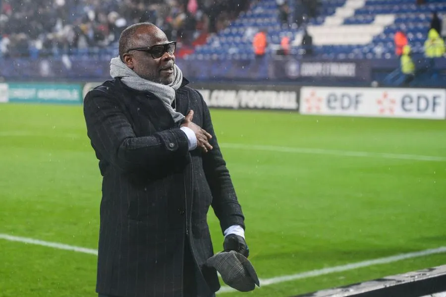 Basile Boli tacle Noël Le Graët