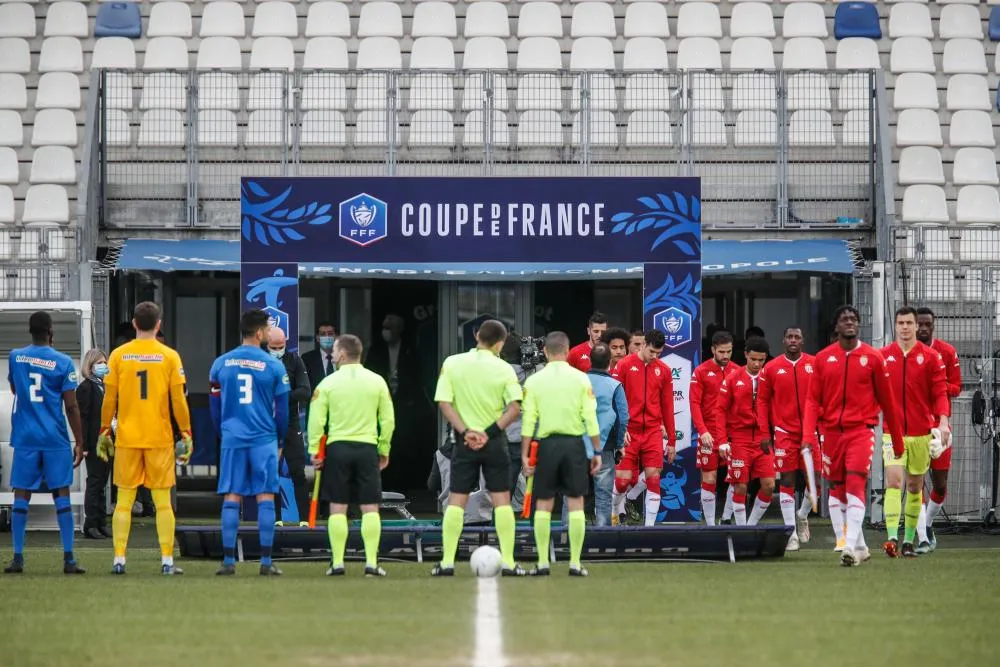 PSG-Lille et Red Star-OL en huitièmes de finale de Coupe de France