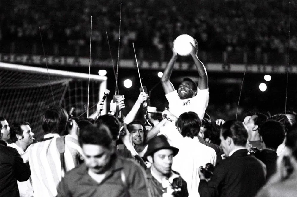 Le Maracanã renommé en hommage à Pelé