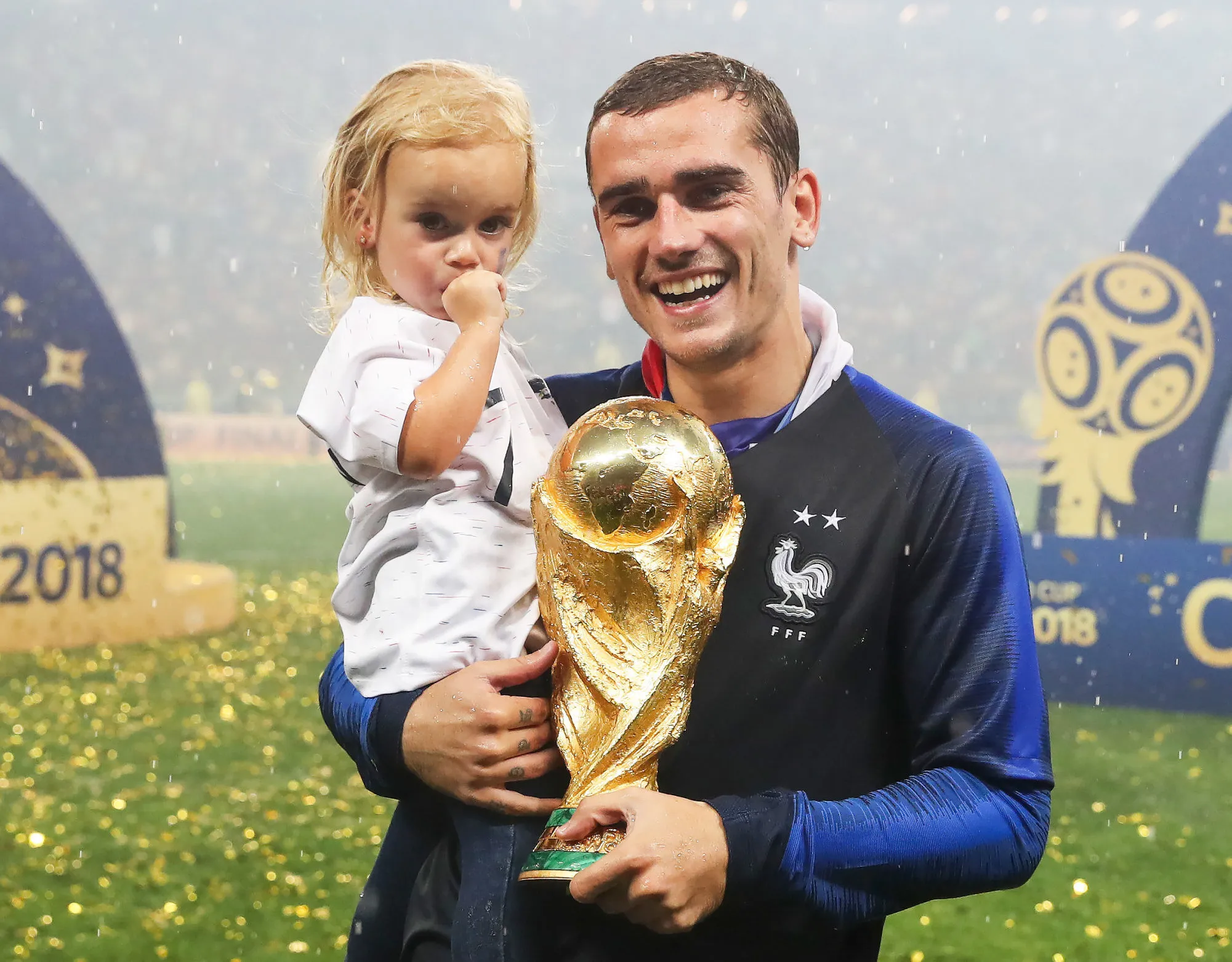 Griezmann encore papa : la date de naissance va vous étonner !