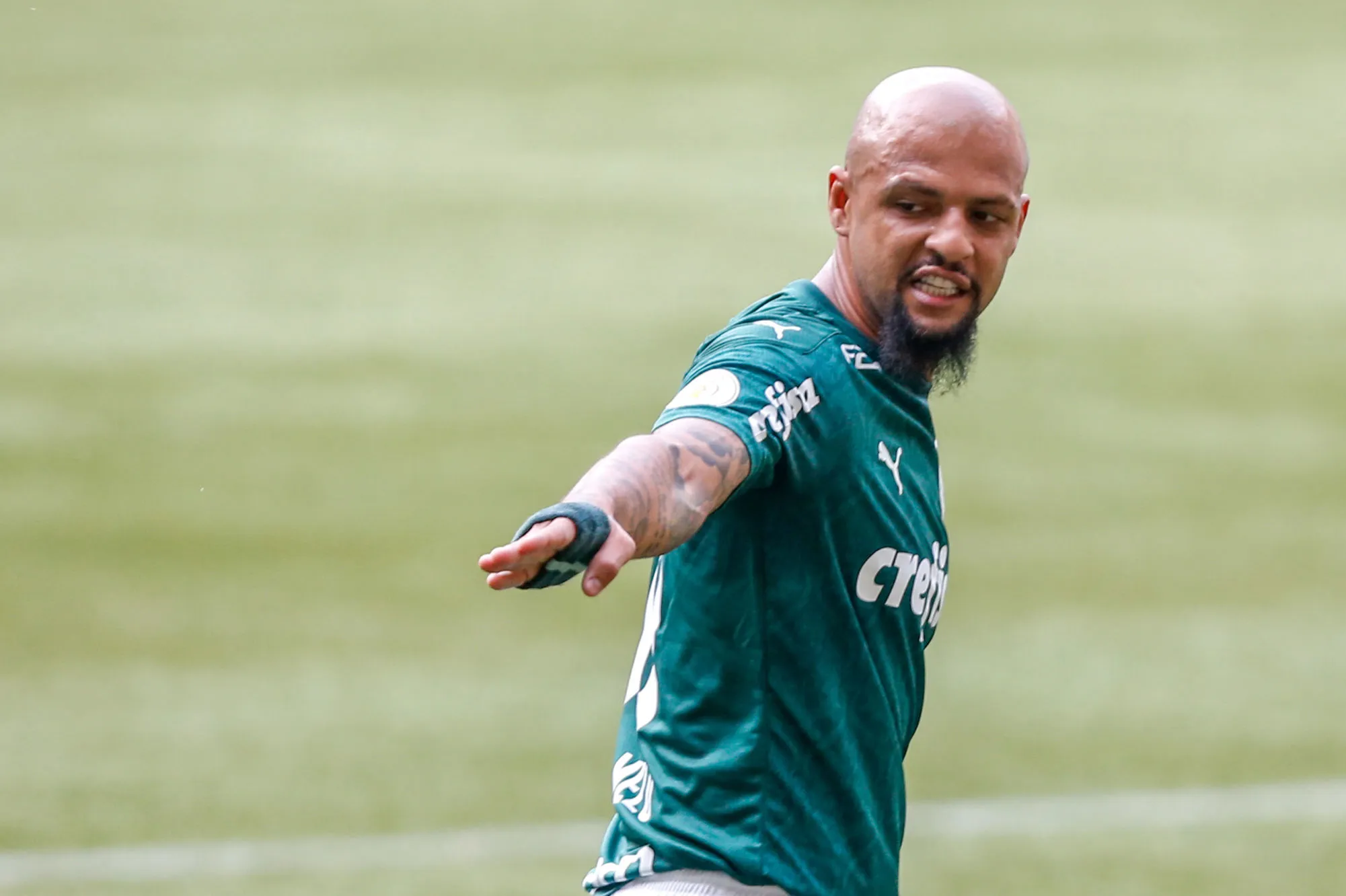 Le fils de Felipe Melo signe son premier contrat pro